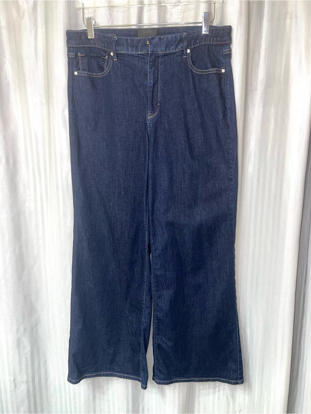 White House Black Market High rise Wide-Leg Jeans - Dark Blue size 12